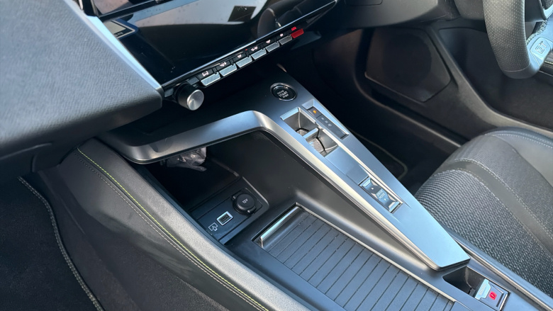 Peugeot 408 158kW GT 58kWh 5dr Auto Electric Hatchback